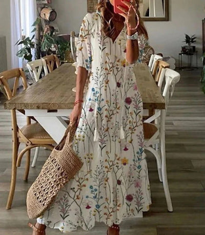 AVA - ELEGANT DRESS WITH FLATTERING FIT