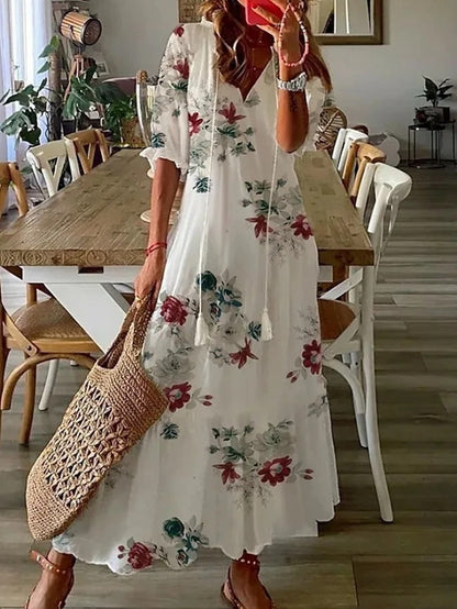 AVA - ELEGANT DRESS WITH FLATTERING FIT