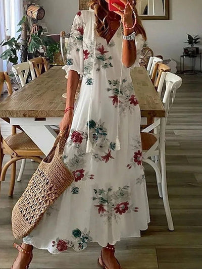 AVA - ELEGANT DRESS WITH FLATTERING FIT